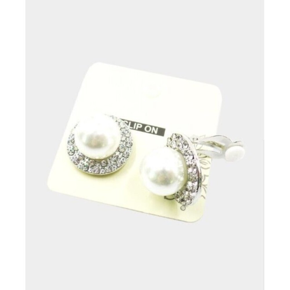 Rhinestone Pearls Trimmed Pearl Clip on Earrings 2 Pairs